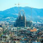 Ramblas Rentals Spacious & Design 4Br Flat With Balcony 15M Ramblas