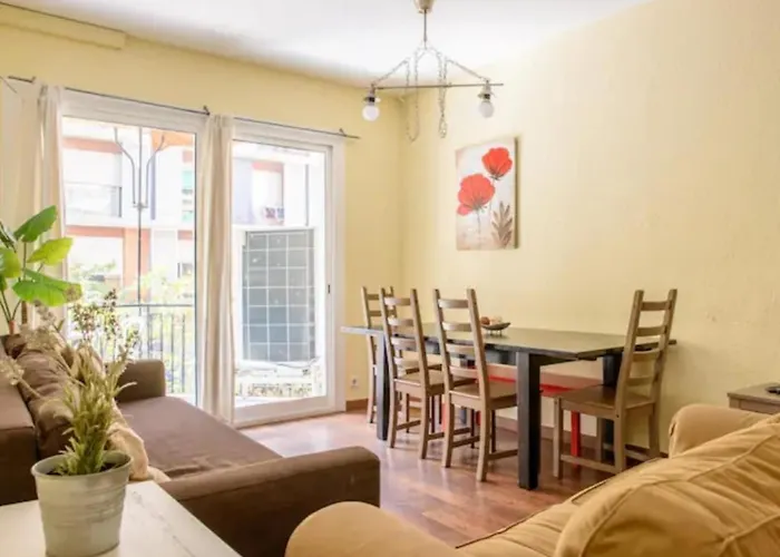 Ramblas Rentals Spacious & Design 4Br Flat With Balcony 15M Ramblas