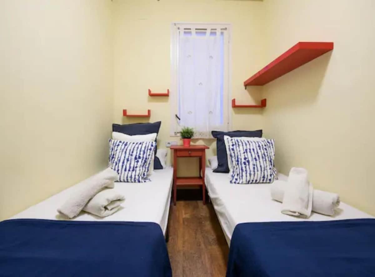 Ramblas Spacious & Design 4br Flat With Balcony 15m Ramblas Apartment