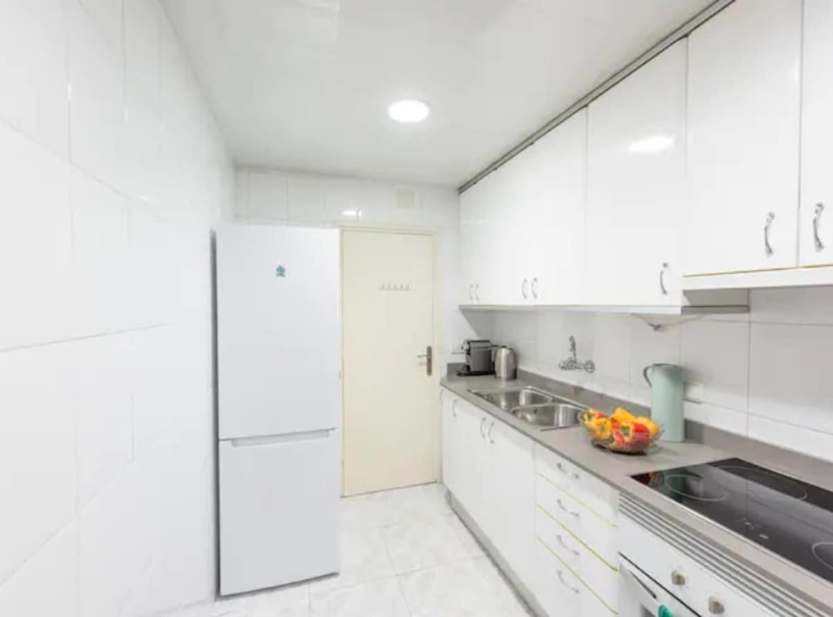 Ramblas Spacious & Design 4br Flat With Balcony 15m Ramblas Apartment *