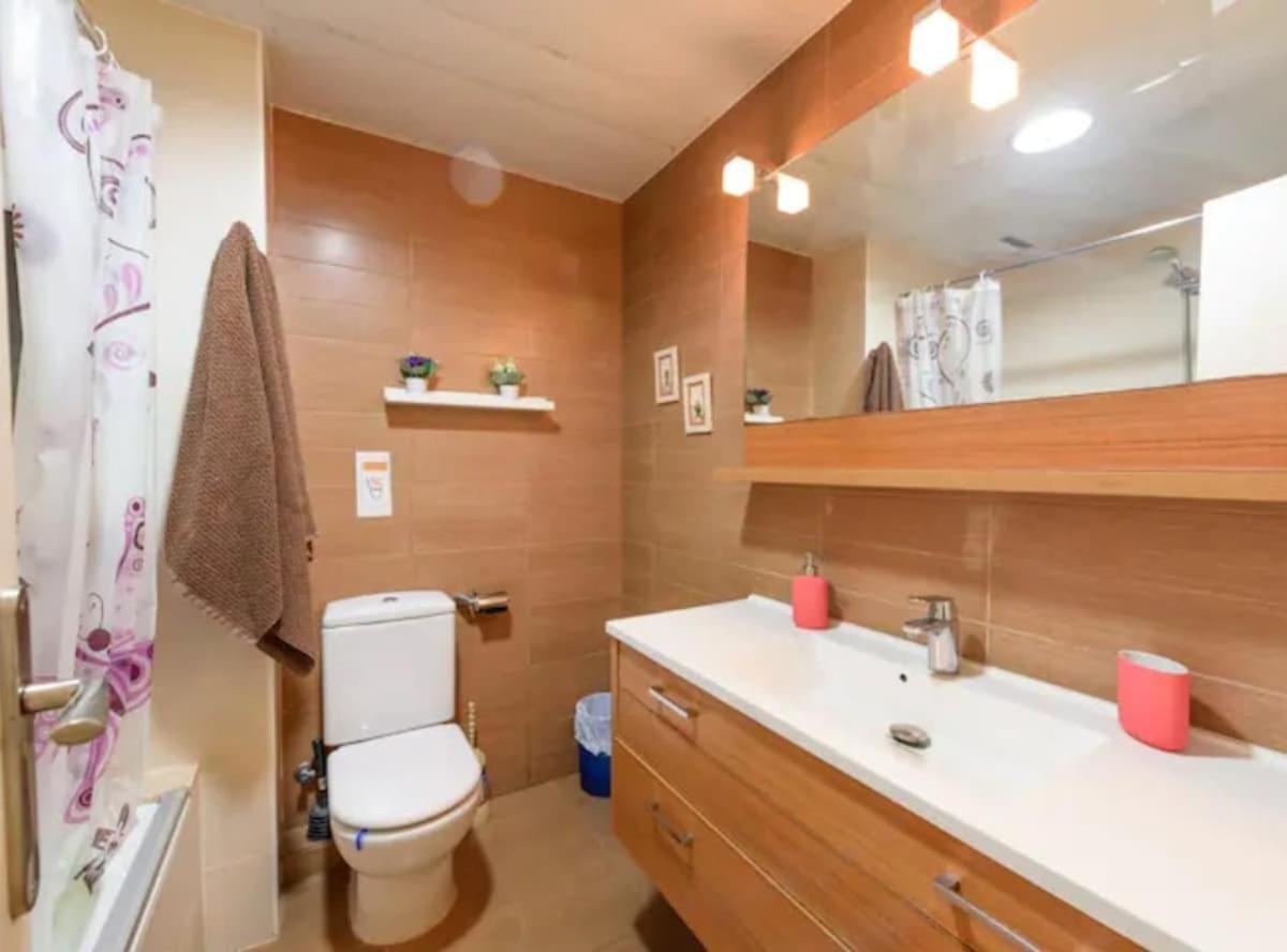 Apartment Ramblas Spacious & Design 4br Flat With Balcony 15m Ramblas Barcelona